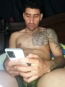 Alexsexygamer online show from 04-15-26, 01:11