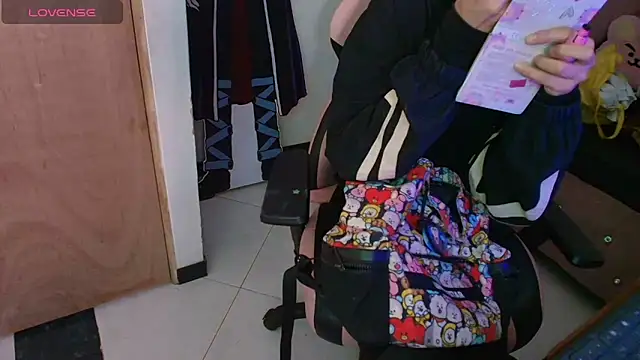 Terraelowen online show from 11-27-25, 11:32