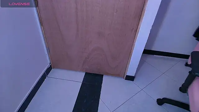 Terraelowen online show from 11-16-25, 11:37