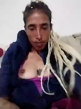 Snapshot of catrina_love chatting on 04-06-26, 06:53 catrina love online show from 04-06-26, 06:53
