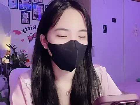 keelinnn19 online show from 10-31-25, 11:40