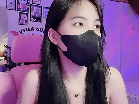keelinnn19 online show from 09-10-25, 06:18
