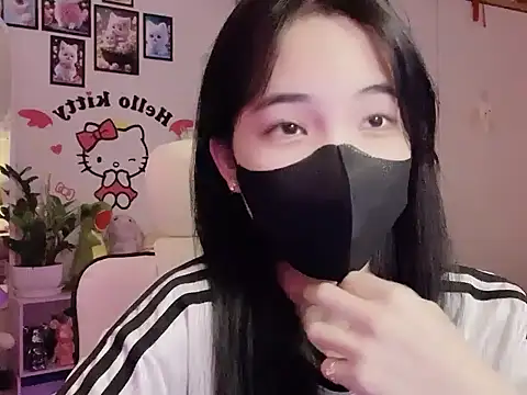 keelinnn19 online show from 10-15-25, 05:54