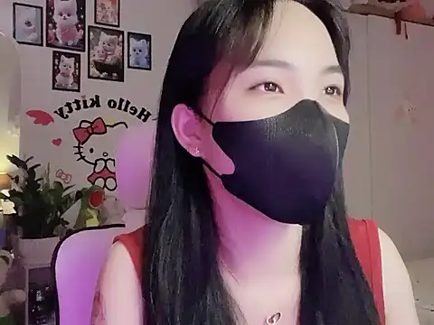 keelinnn19 online show from 10-12-25, 07:04