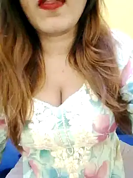 Snapshot of Suhana_Darling chatting on 10-17-25, 08:54 Suhana Darling online show from 10-17-25, 08:54