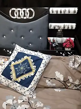 Snapshot of Suhana_Darling chatting on 02-16-26, 08:29 Suhana Darling online show from 02-16-26, 08:29