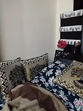 Snapshot of Suhana_Darling chatting on 02-28-26, 09:36 Suhana Darling online show from 02-28-26, 09:36