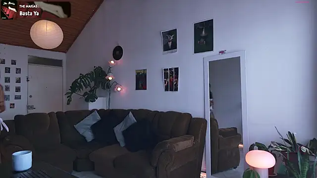 Nathaliakyte online show from 11-26-25, 09:26