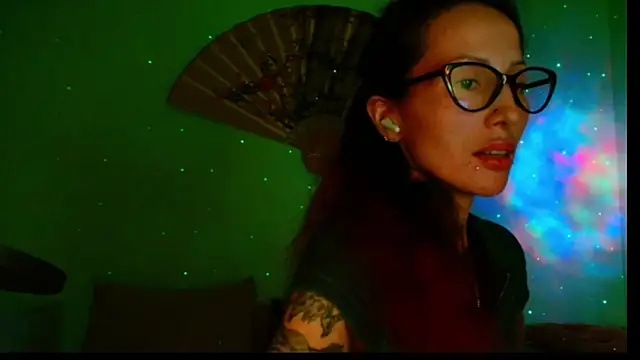 KiotoShine online show from 11-03-25, 06:11