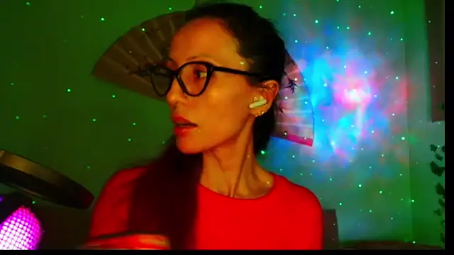 KiotoShine online show from 10-30-25, 08:06