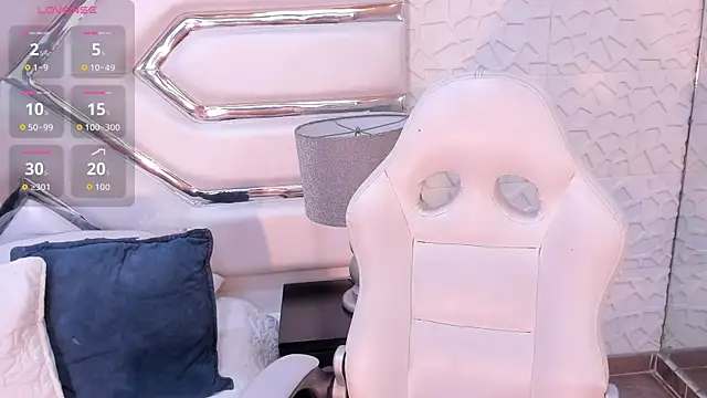 TatiLee online show from 11-12-25, 04:00