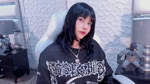 TatiLee online show from 03-11-26, 03:39