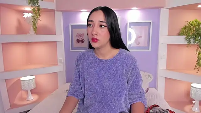 IsabellaaHill  online show from 10-16-25, 12:35