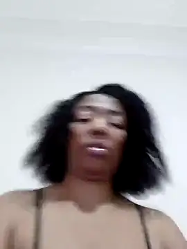 Snapshot of SEXYMOANSXX chatting on 09-17-25, 08:05 SEXYMOANSXX online show from 09-17-25, 08:05
