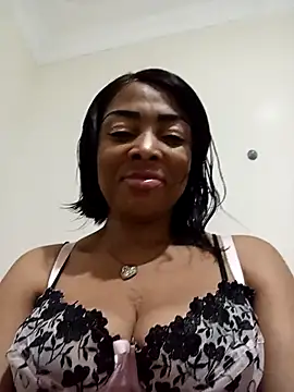 Snapshot of SEXYMOANSXX chatting on 04-28-26, 05:45 SEXYMOANSXX online show from 04-28-26, 05:45