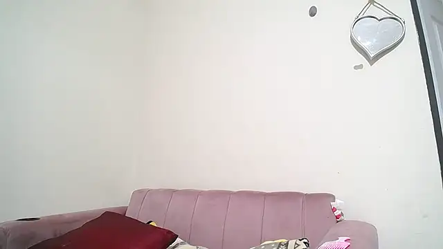 Snapshot of SEXYMOANSXX chatting on 10-11-25, 10:22 SEXYMOANSXX online show from 10-11-25, 10:22