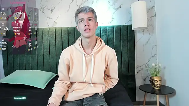 nicktorn online show from 10-15-25, 01:08