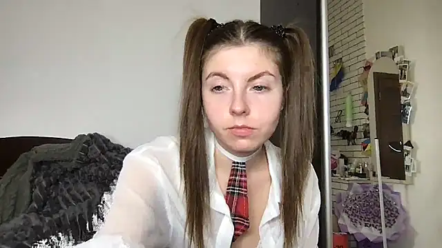 Snapshot of Baby_Angelll chatting on 02-13-26, 05:57 Baby Angelll online show from 02-13-26, 05:57