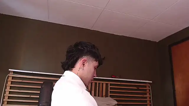 PaulEvens online show from 10-27-25, 01:12