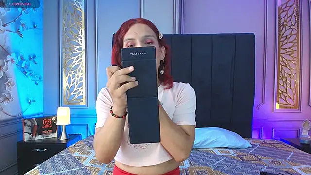 Snapshot of venus_firekiss chatting on 09-18-25, 07:50 venus firekiss online show from 09-18-25, 07:50