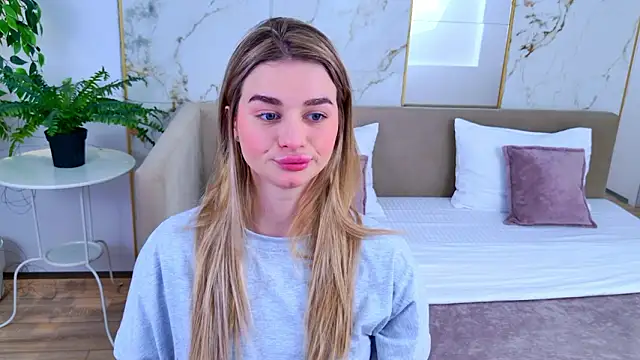 Snapshot of SweetyLicky chatting on 02-20-26, 04:09 SweetyLicky online show from 02-20-26, 04:09