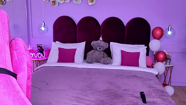 SweetyLicky online show from 11-21-25, 04:17