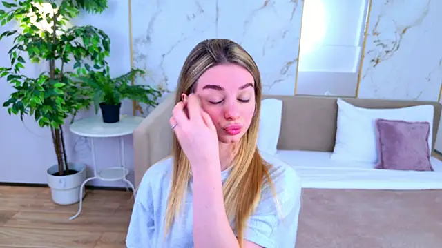 SweetyLicky online show from 03-20-26, 04:19