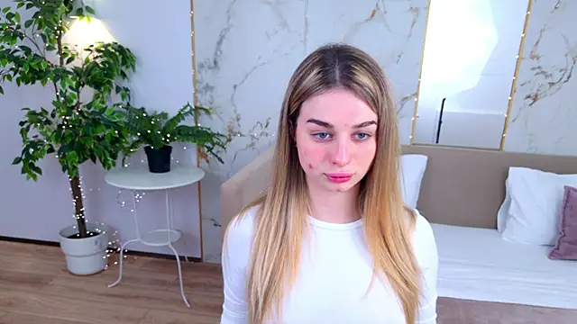 SweetyLicky online show from 03-31-26, 04:20