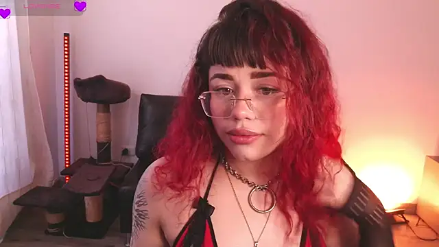 marsearth22  online show from 09-23-25, 02:24