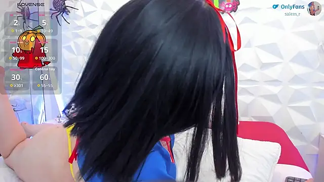 salem cute online show from 10-25-25, 02:33