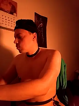 Snapshot of rayolexxx chatting on 03-21-26, 10:31 rayolexxx online show from 03-21-26, 10:31