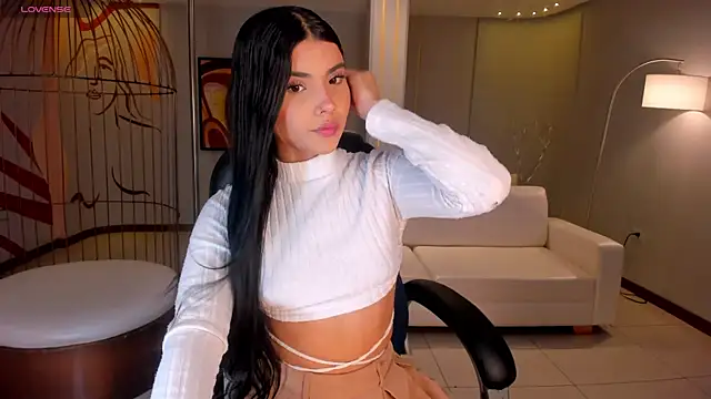 MiaLaurence online show from 01-09-26, 07:21