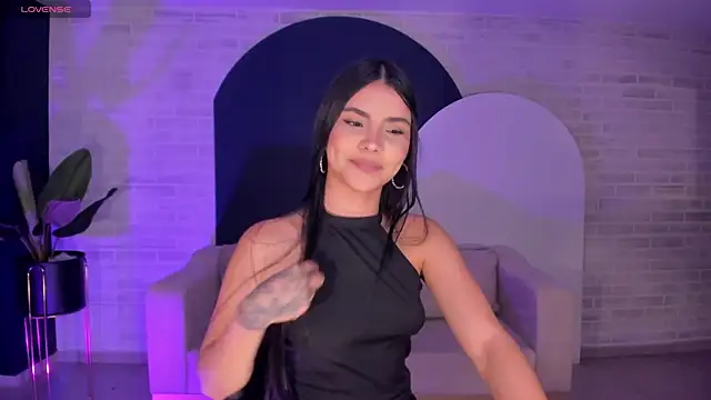 MiaLaurence online show from 02-13-26, 07:25