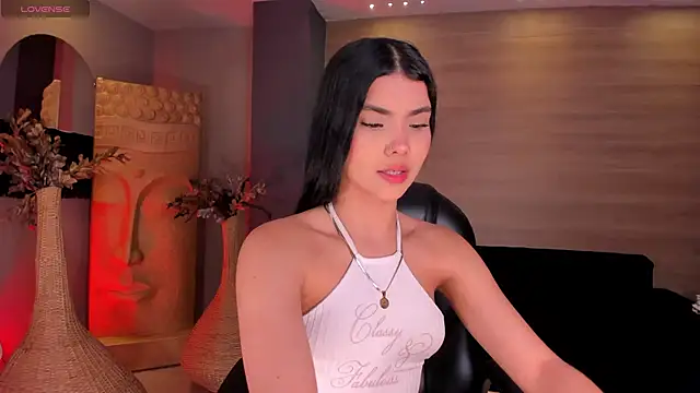 MiaLaurence online show from 01-13-26, 07:29