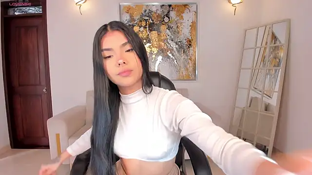 MiaLaurence online show from 05-03-26, 05:16