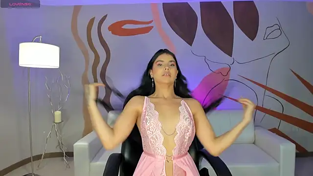 MiaLaurence online show from 04-10-26, 08:38