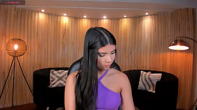 MiaLaurence online show from 05-02-26, 07:19