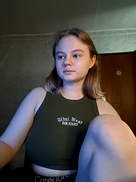 SlipperSherry online show from 11-30-25, 08:59