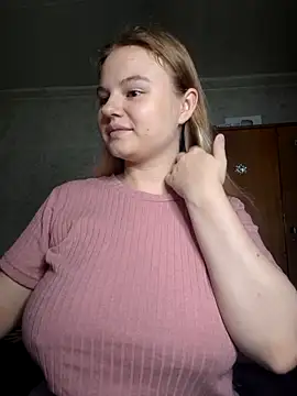 Snapshot of SlipperSherry chatting on 09-08-25, 08:19 SlipperSherry online show from 09-08-25, 08:19