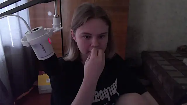 Snapshot of SlipperSherry chatting on 10-01-25, 08:19 SlipperSherry online show from 10-01-25, 08:19