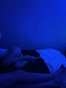 2Tight2Handle online show from 10-12-25, 01:34