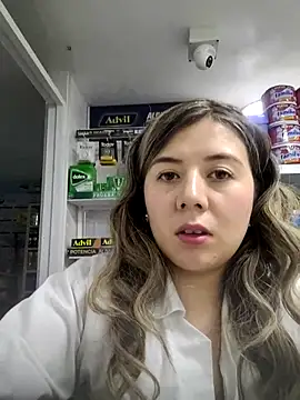 Sophie del Castillo online show from 12-20-25, 12:24