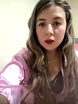 Sophie del Castillo online show from 12-19-25, 01:31