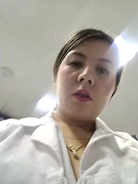 Snapshot of Sophie_del_Castillo chatting on 01-18-26, 12:58 Sophie del Castillo online show from 01-18-26, 12:58