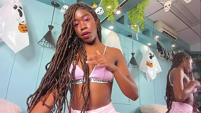 MichellePose online show from 10-22-25, 12:48