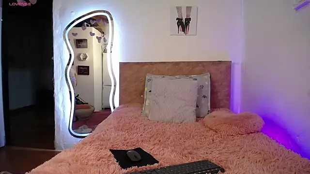 solpeich online show from 11-07-25, 10:03