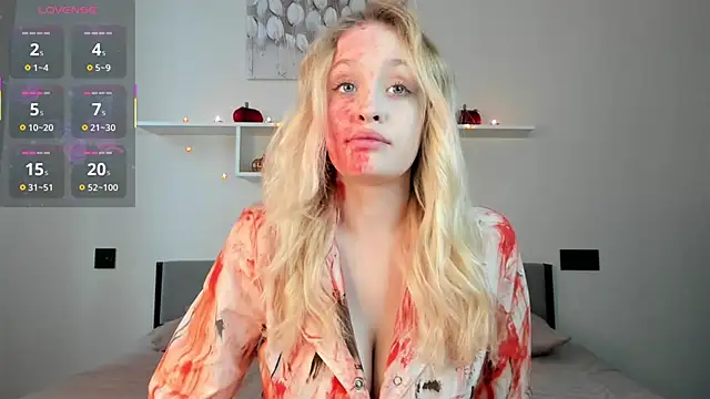 Julliakoill online show from 10-31-25, 08:11