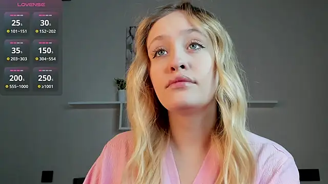 Julliakoill online show from 11-21-25, 08:46