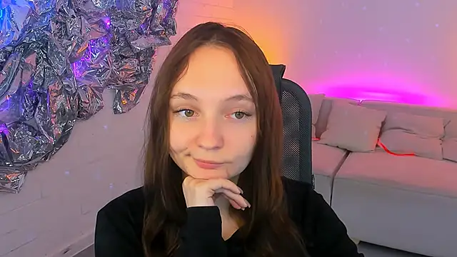 ameliaglamour online show from 11-20-25, 01:01