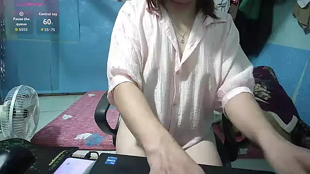 Xue weng online show from 10-01-25, 08:13